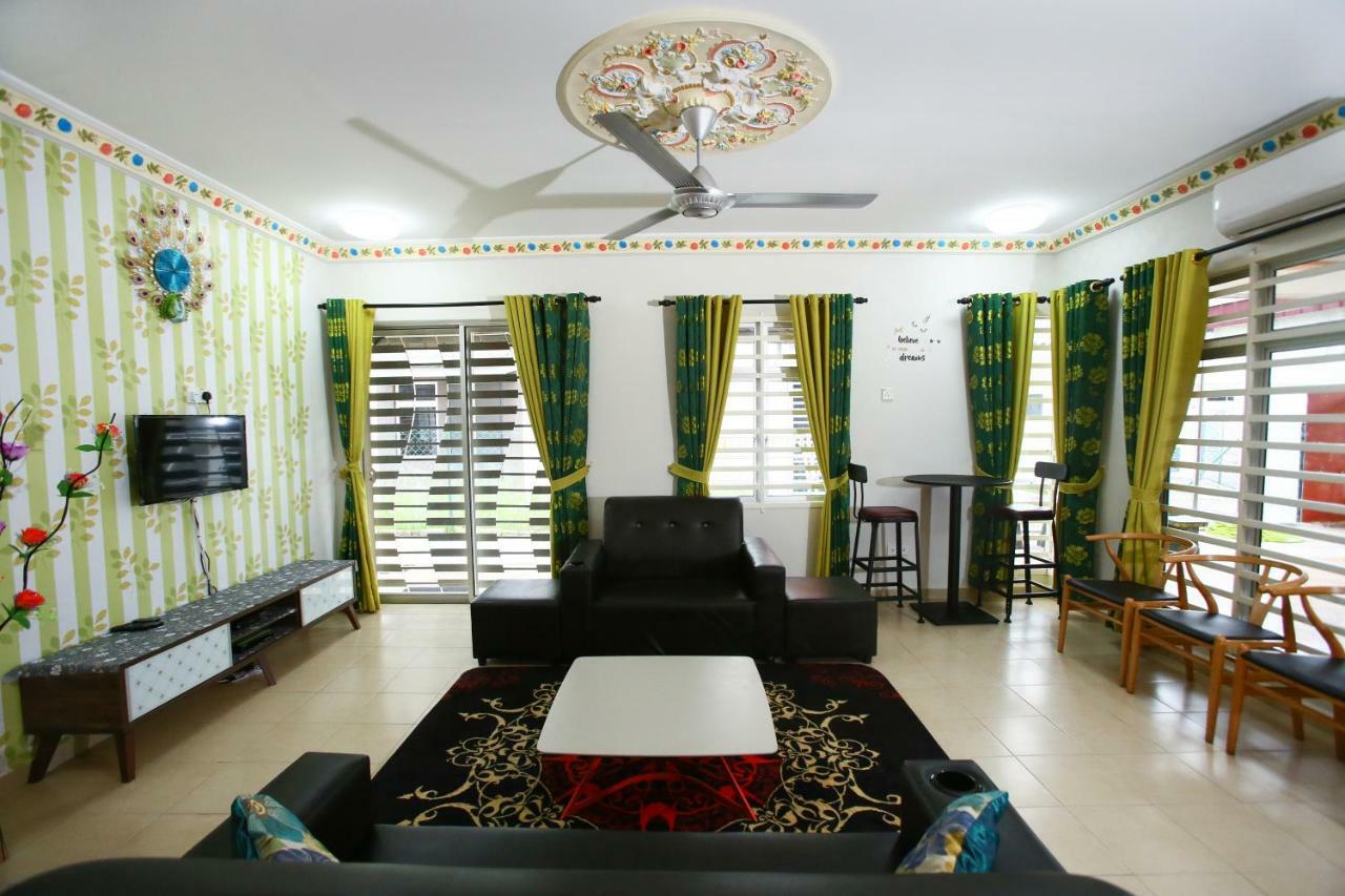 Homestay Honey Sungai Petani Eksteriør billede